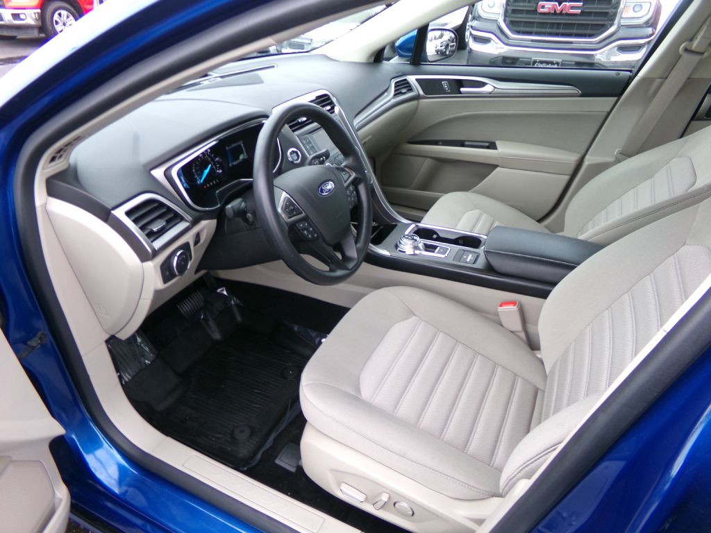 2018 Ford Fusion Image 11