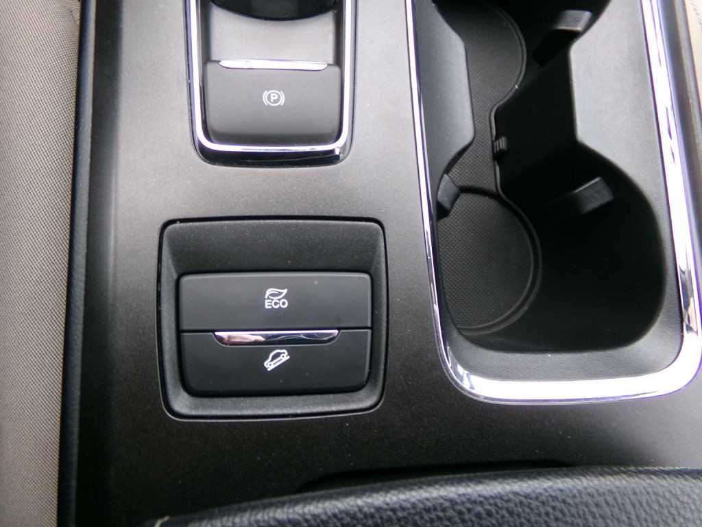 2018 Ford Fusion Image 23