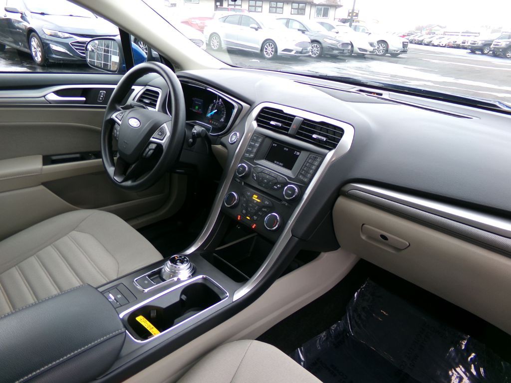 2018 Ford Fusion Image 34