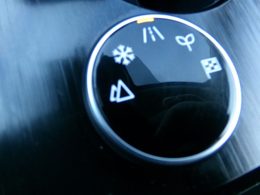 2023 Nissan Rogue Image 38