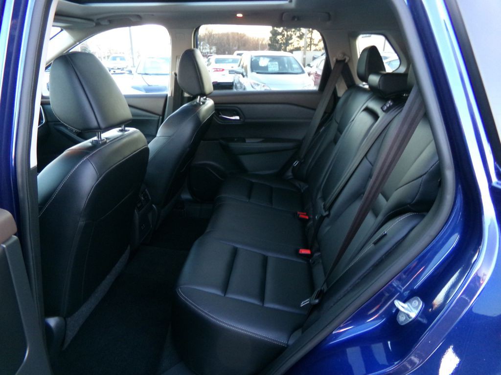 2023 Nissan Rogue Image 43