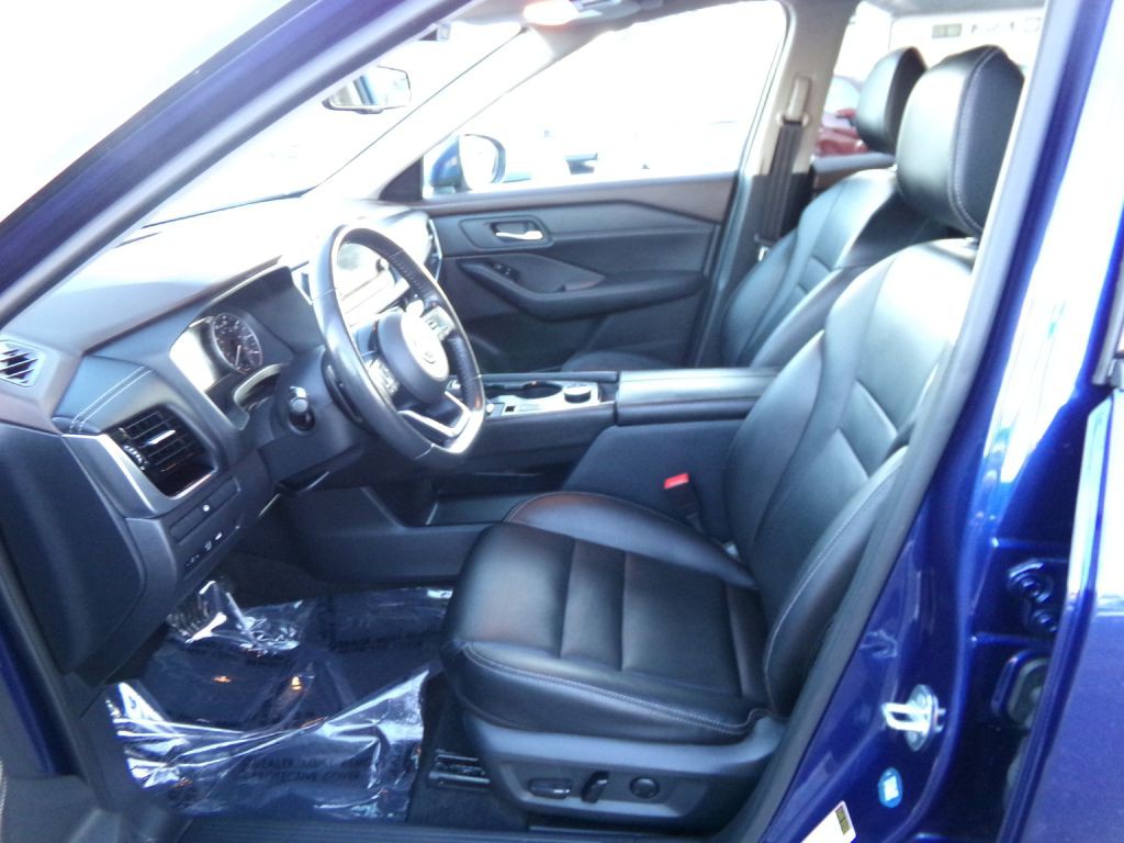 2023 Nissan Rogue Image 12