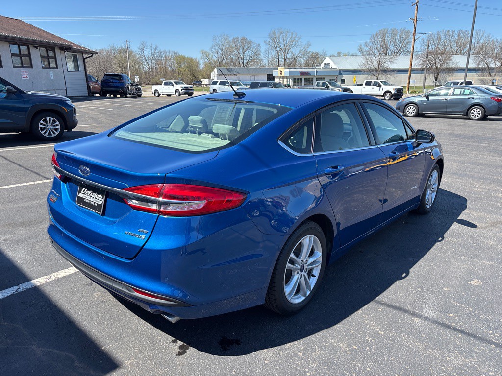 2018 Ford Fusion Image 3