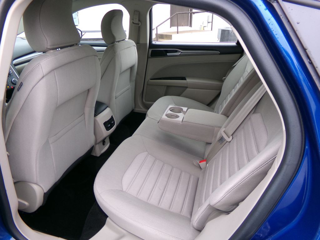 2018 Ford Fusion Image 25