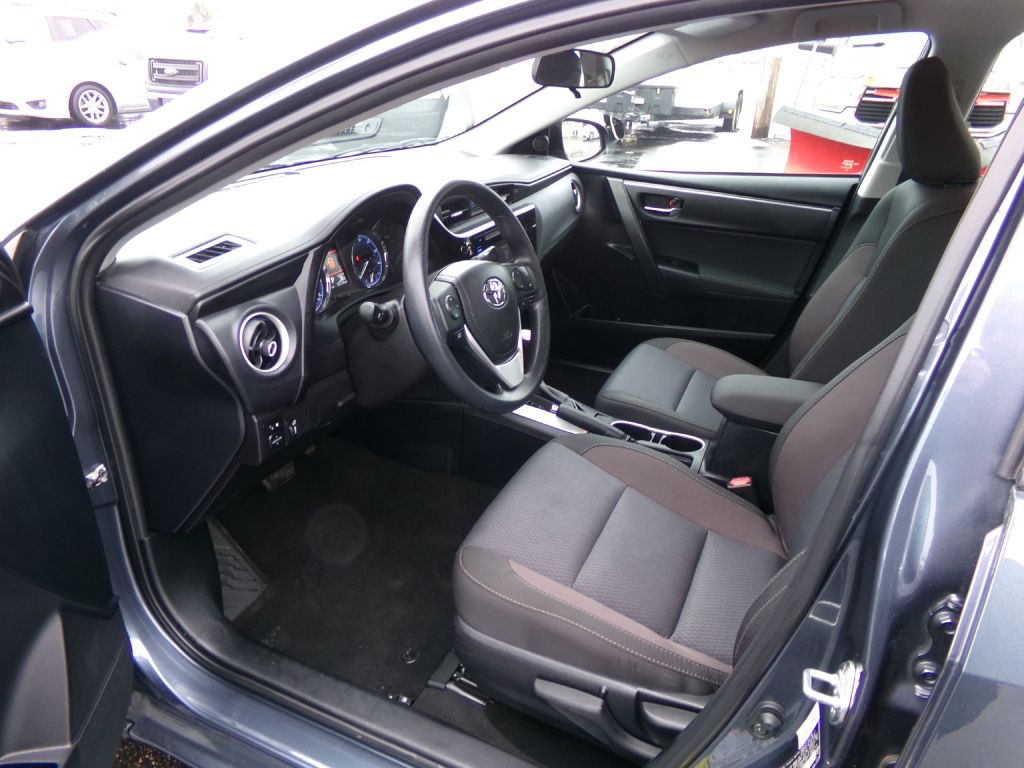 2018 Toyota Corolla Image 9