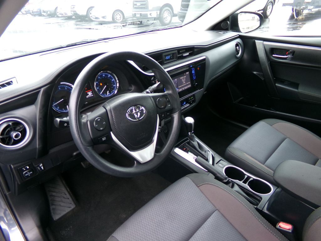 2018 Toyota Corolla Image 11