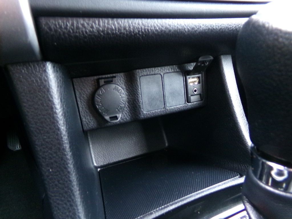 2018 Toyota Corolla Image 16