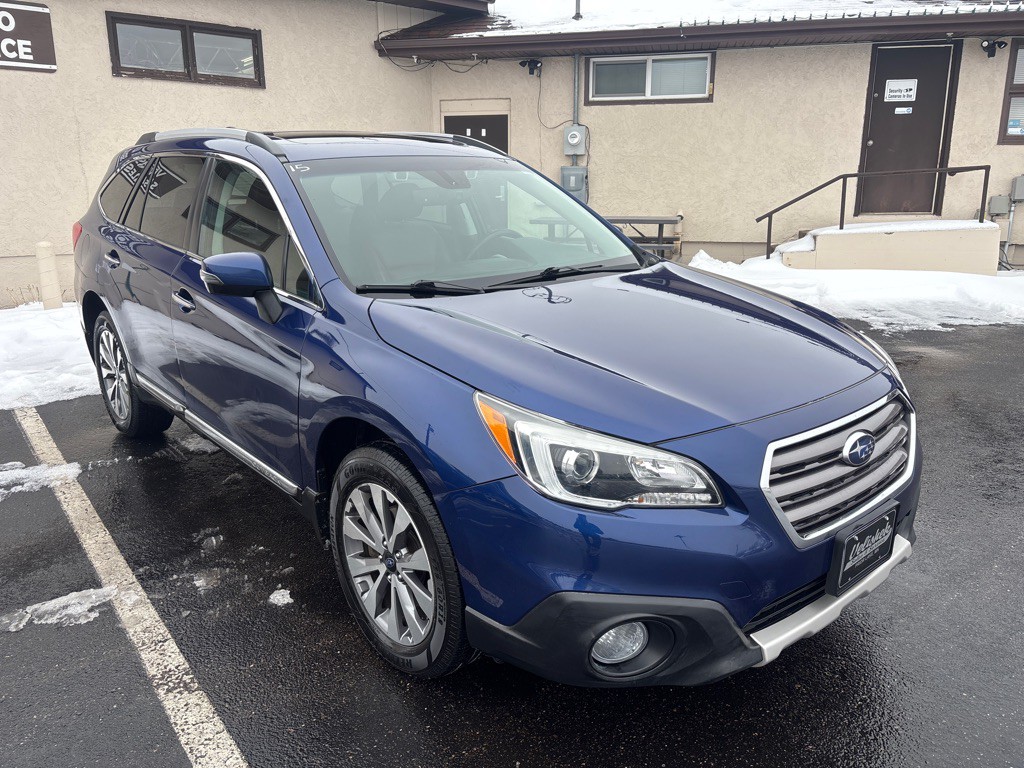 2017 Subaru Outback Image 1