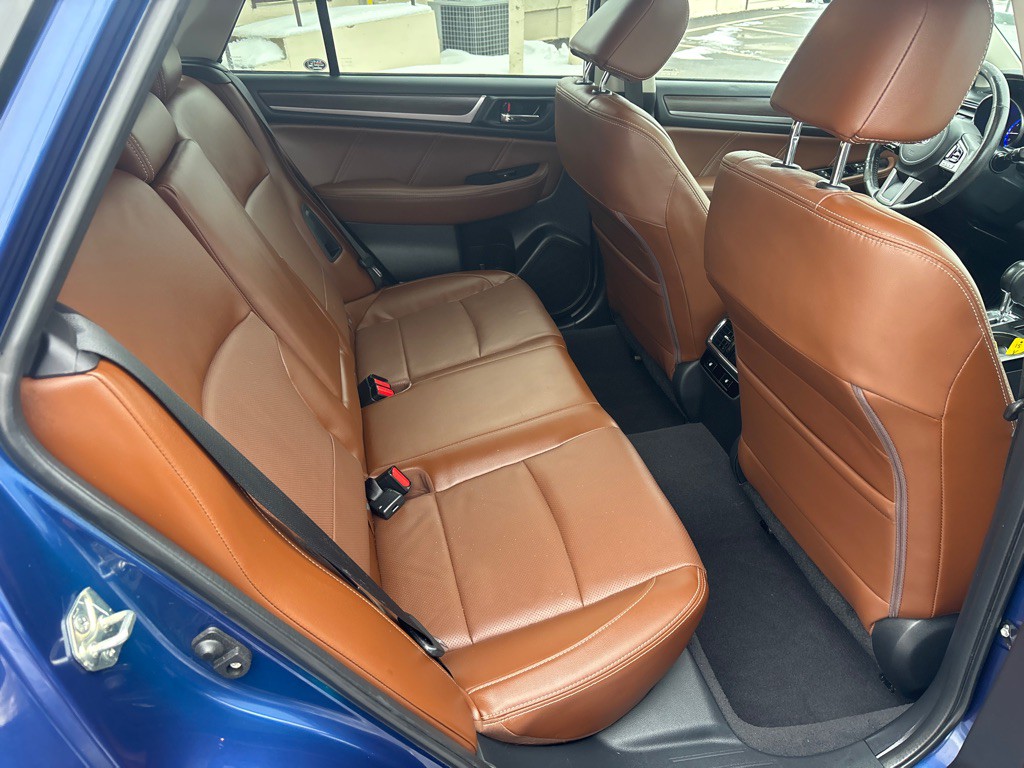 2017 Subaru Outback Image 32