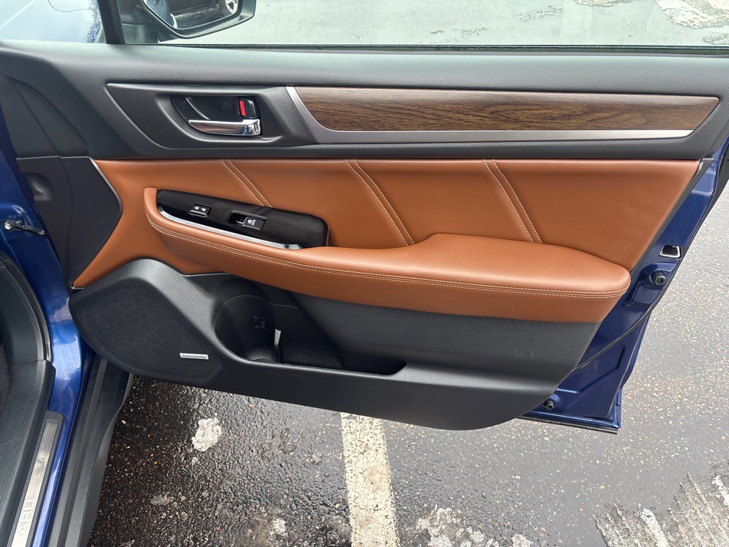 2017 Subaru Outback Image 33