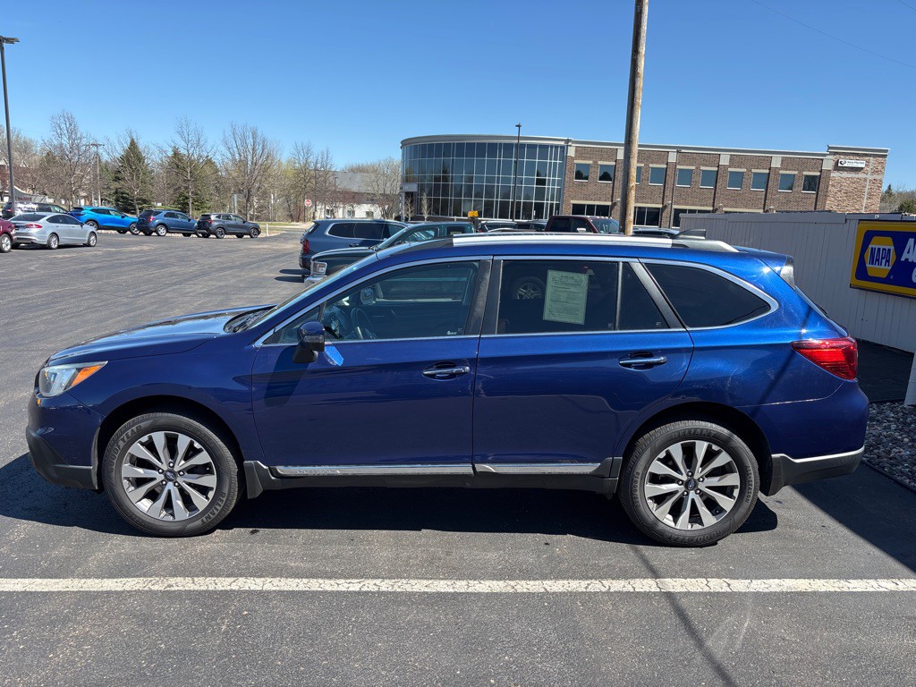 2017 Subaru Outback Image 6