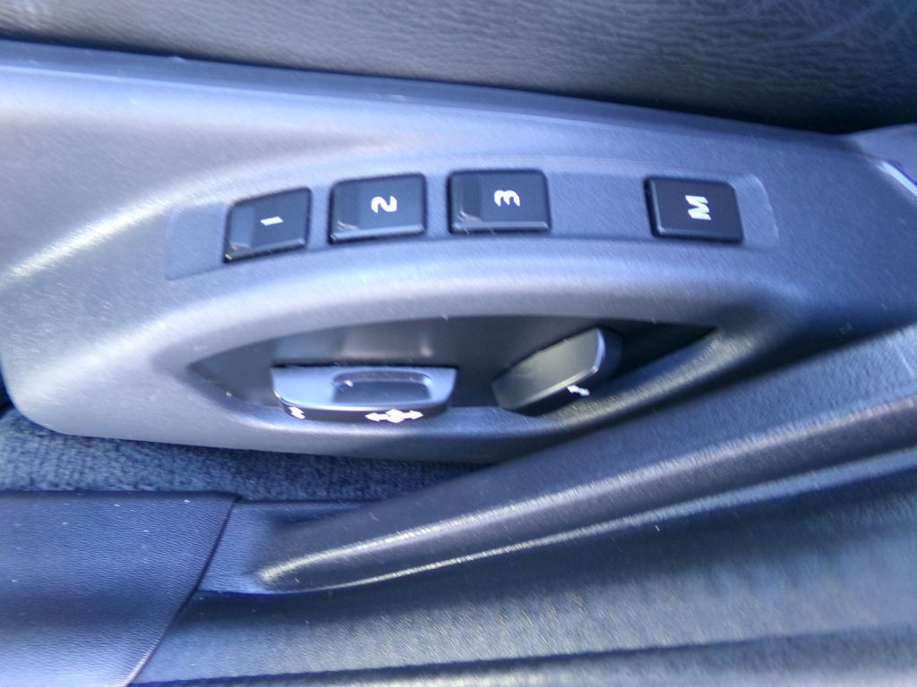 2018 Volvo V60 Image 14