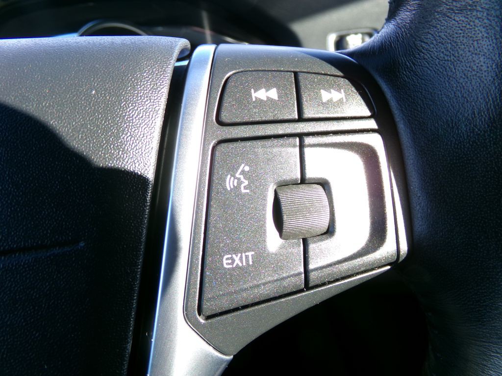 2018 Volvo V60 Image 17