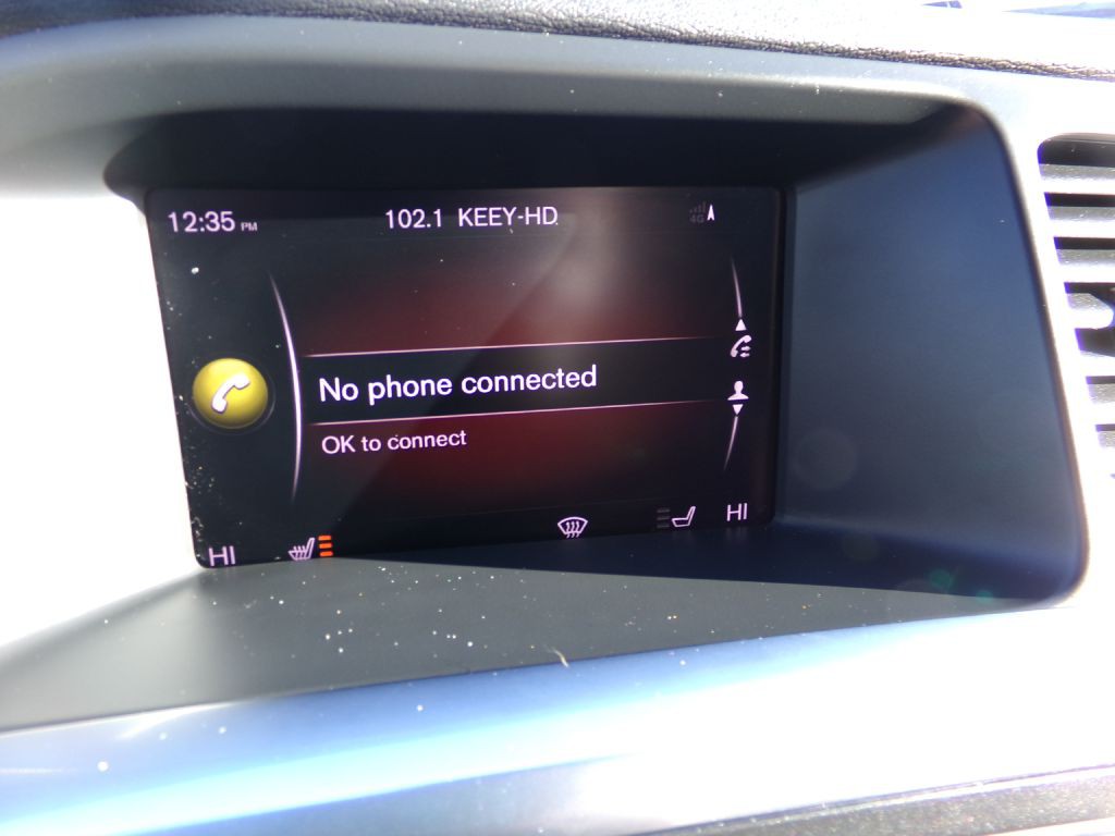 2018 Volvo V60 Image 21