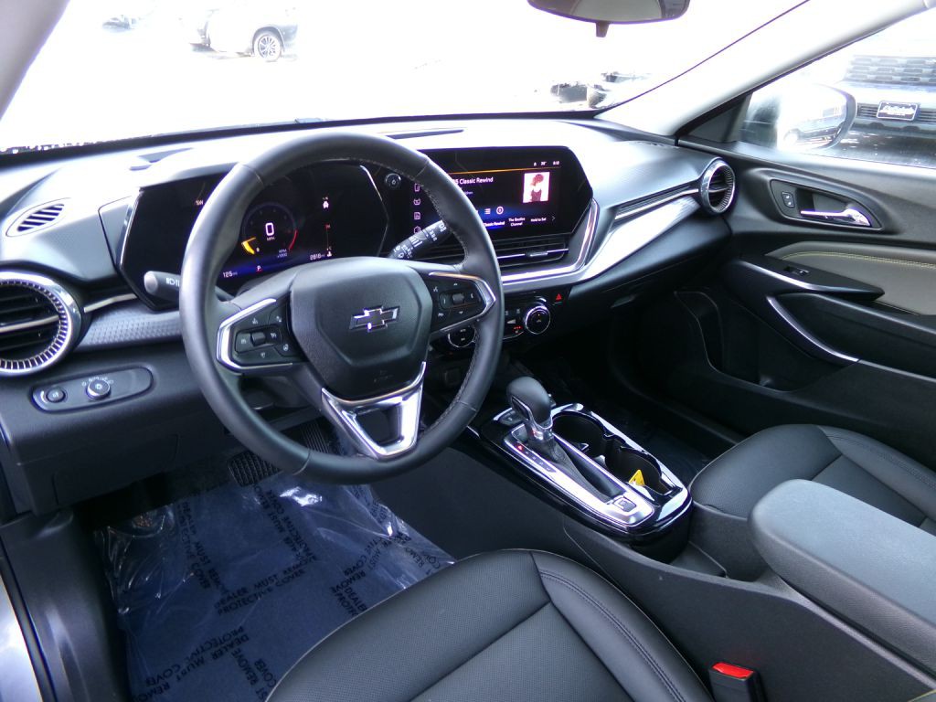 2025 Chevrolet Trax Image 14