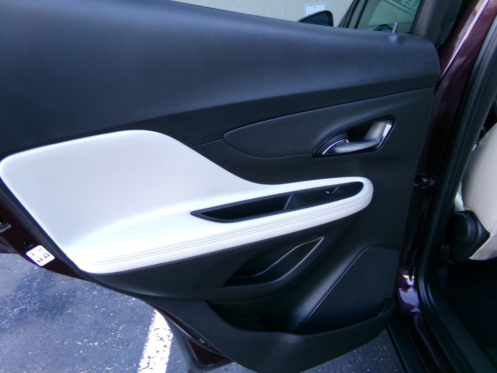 2017 Buick Enclave Image 30