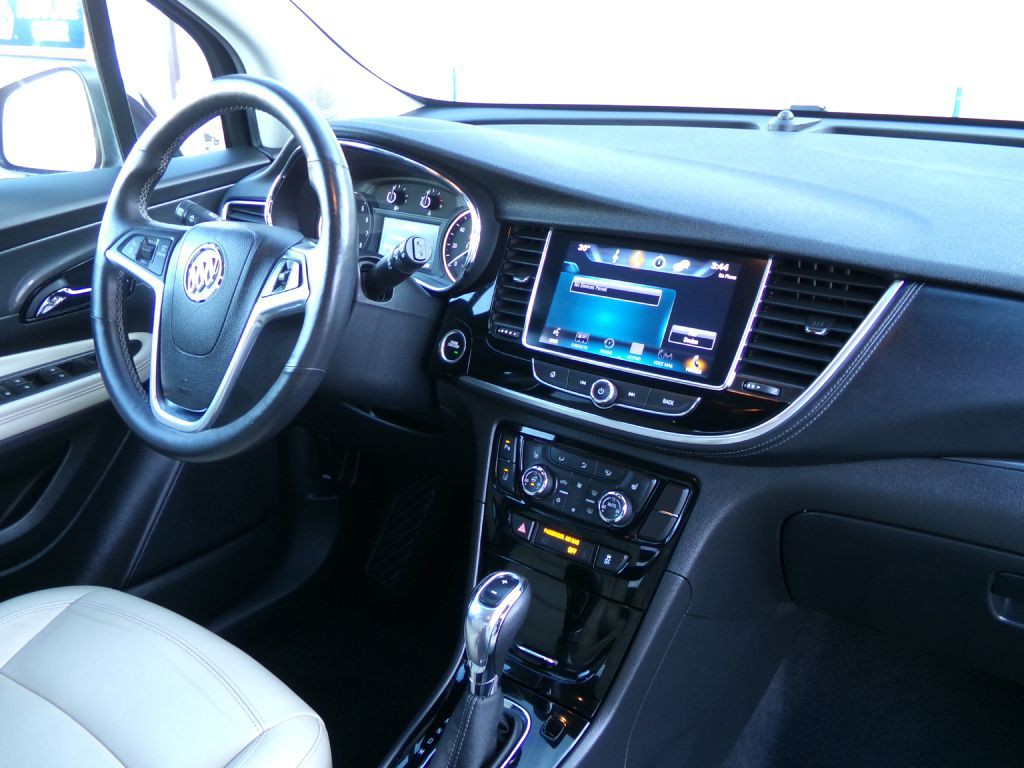 2017 Buick Enclave Image 35