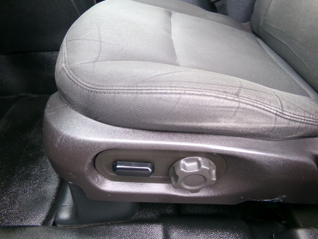 2019 Ford Explorer Image 9