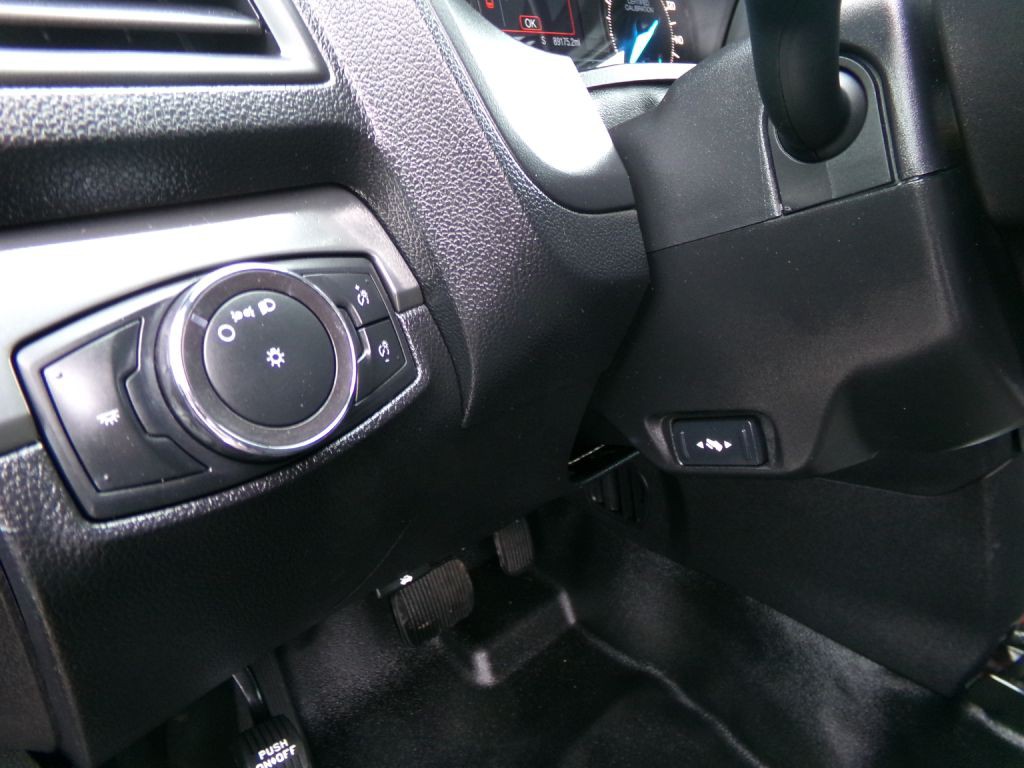 2019 Ford Explorer Image 10