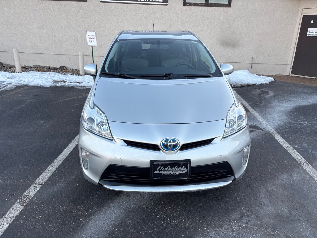 2015 Toyota Prius Image 8