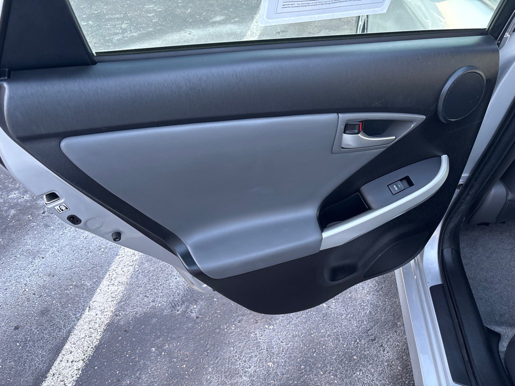 2015 Toyota Prius Image 22