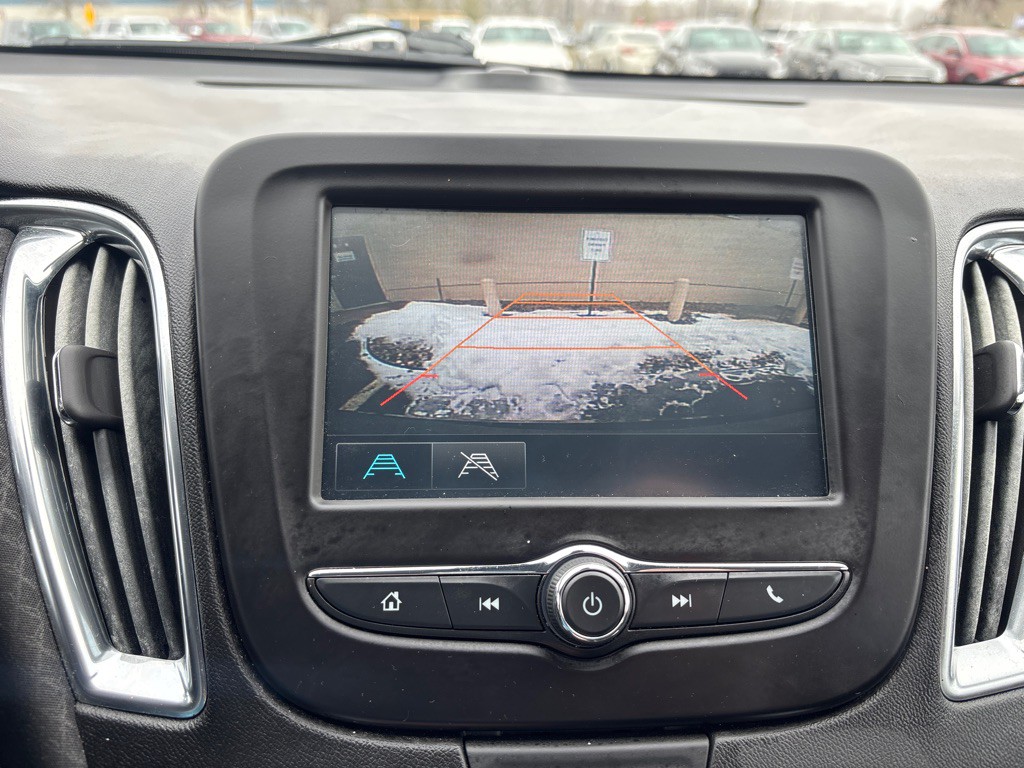 2018 Chevrolet Malibu Image 23