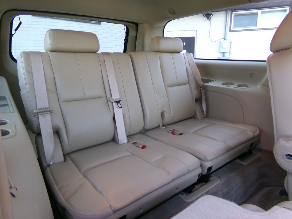 2011 Chevrolet Suburban Image 37