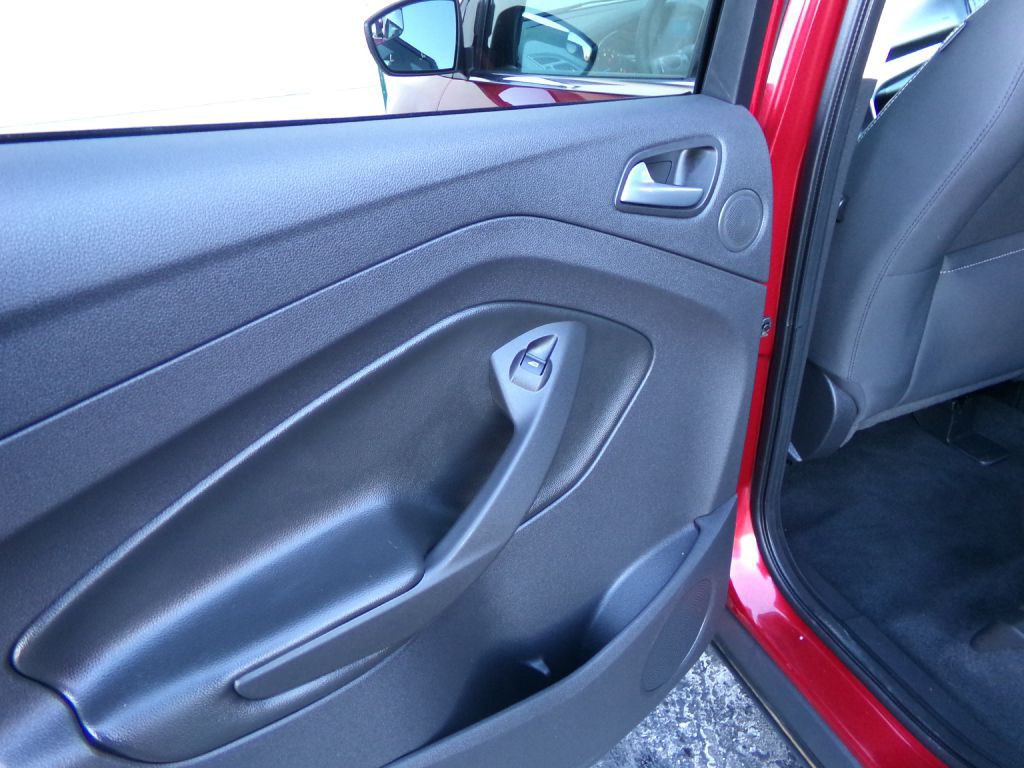 2014 Ford Escape Image 31