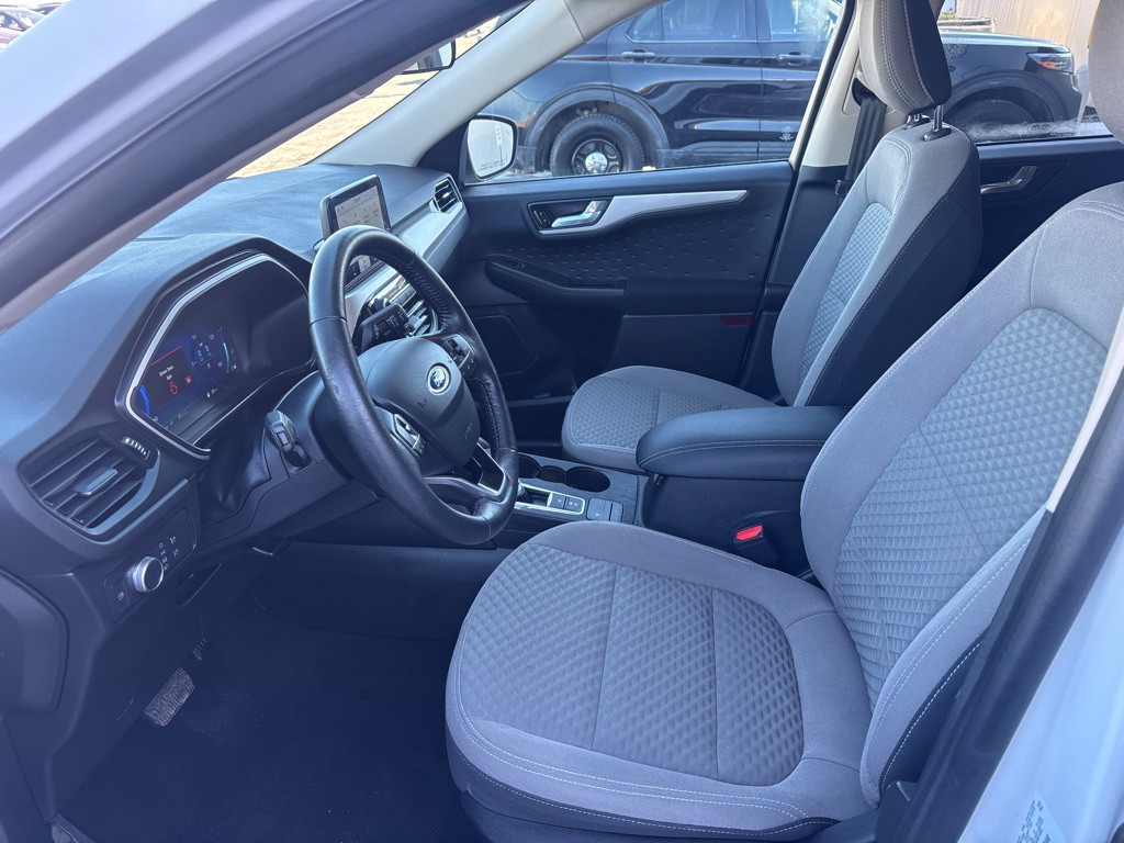 2020 Ford Escape Image 12