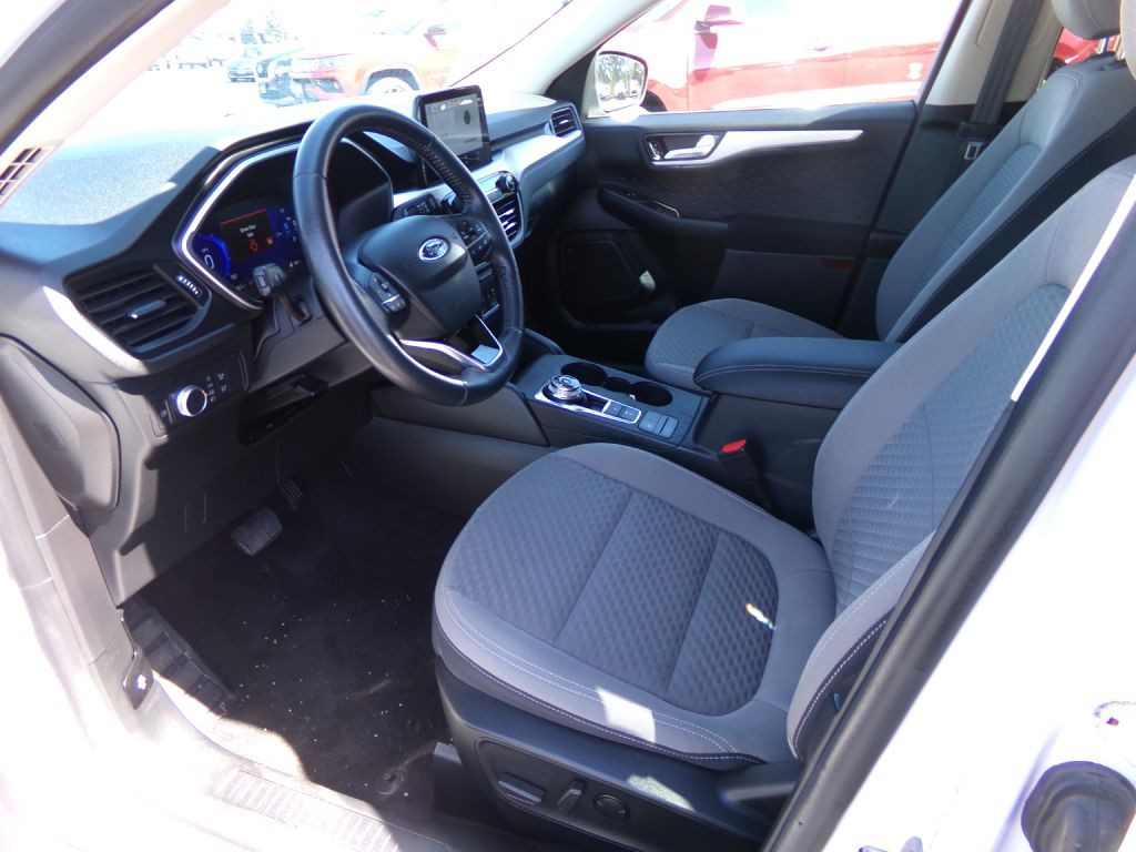 2020 Ford Escape Image 41