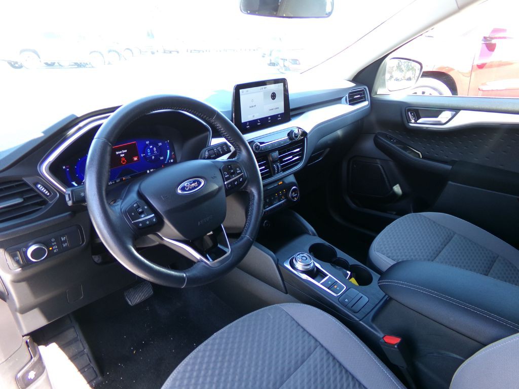 2020 Ford Escape Image 45