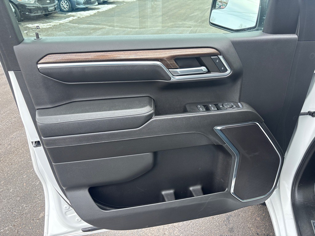 2024 Chevrolet Silverado 1500 Image 9