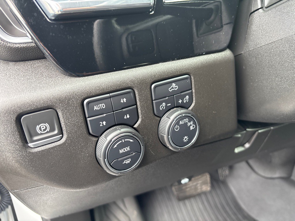 2024 Chevrolet Silverado 1500 Image 14
