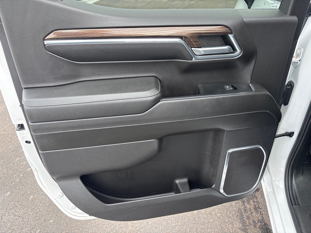 2024 Chevrolet Silverado 1500 Image 32