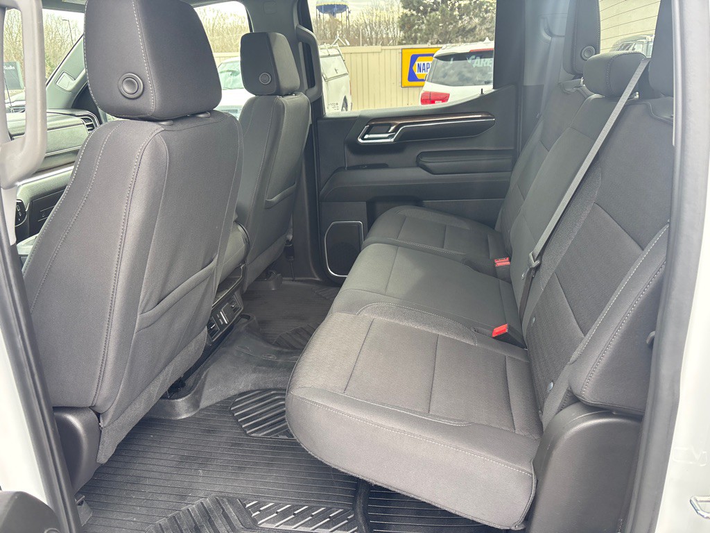 2024 Chevrolet Silverado 1500 Image 33