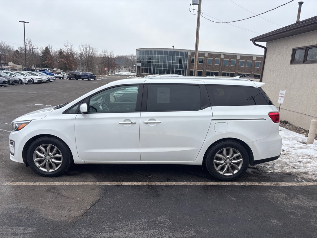 2020 Kia Sedona Image 6
