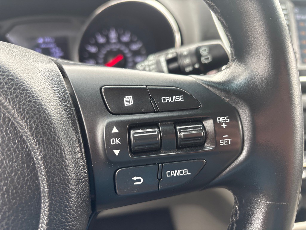 2020 Kia Sedona Image 17