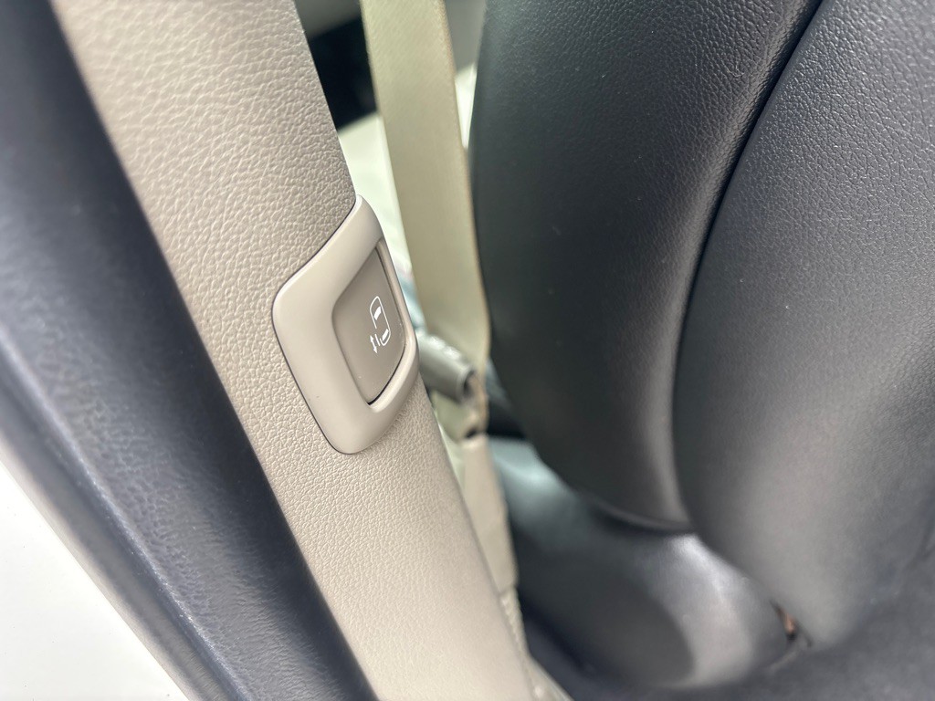 2020 Kia Sedona Image 33