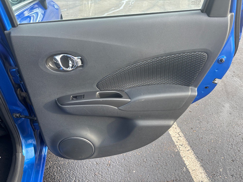 2014 Nissan Versa Image 24