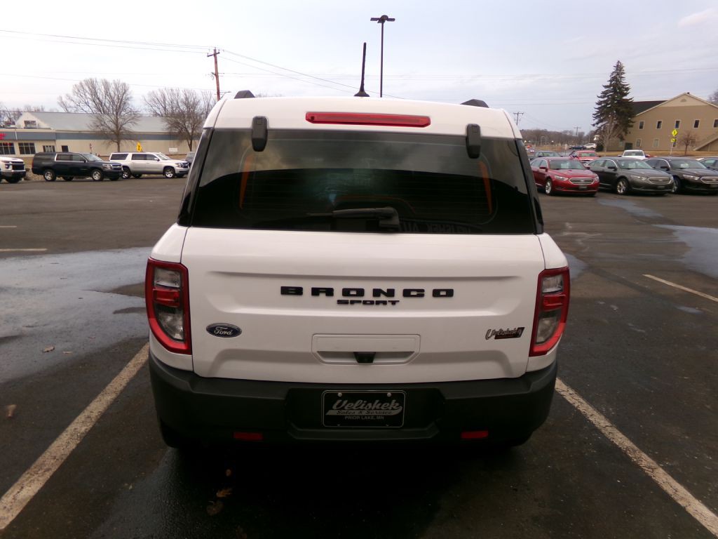 2022 Ford Bronco Image 4