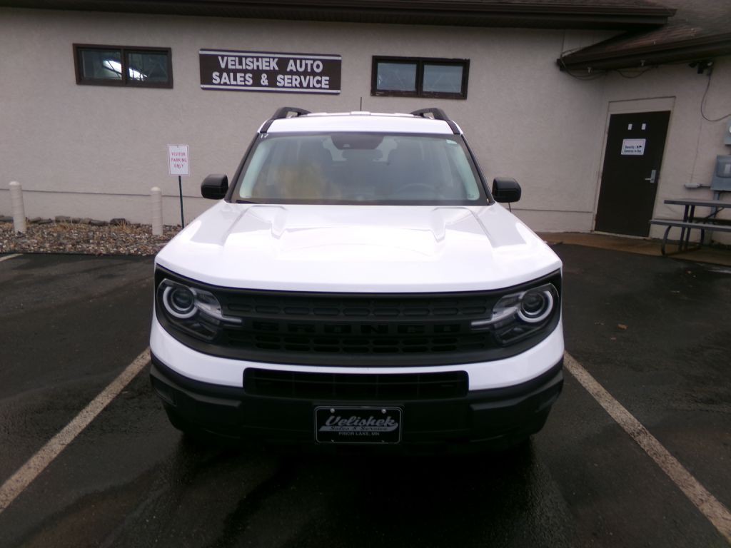 2022 Ford Bronco Image 8