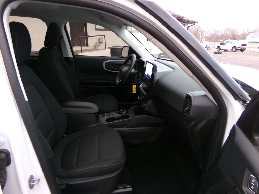 2022 Ford Bronco Image 27