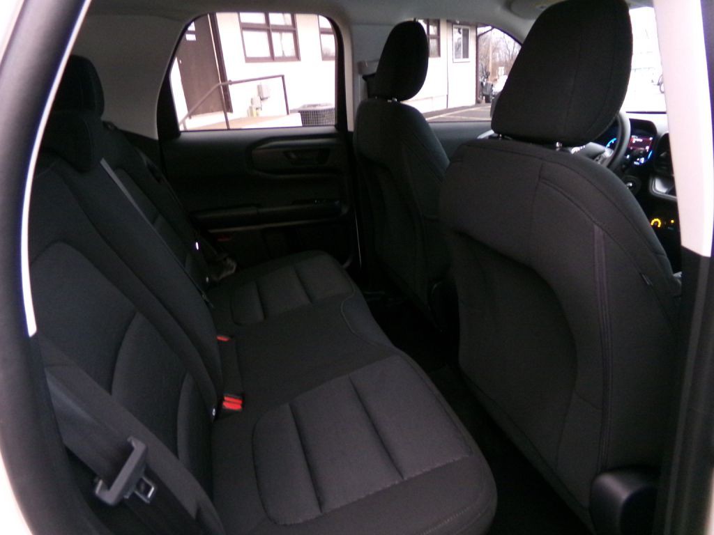 2022 Ford Bronco Image 31