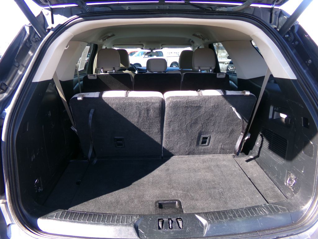 2023 Ford Explorer Image 35