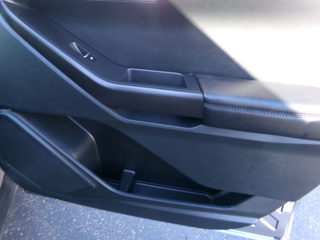 2023 Ford Explorer Image 36