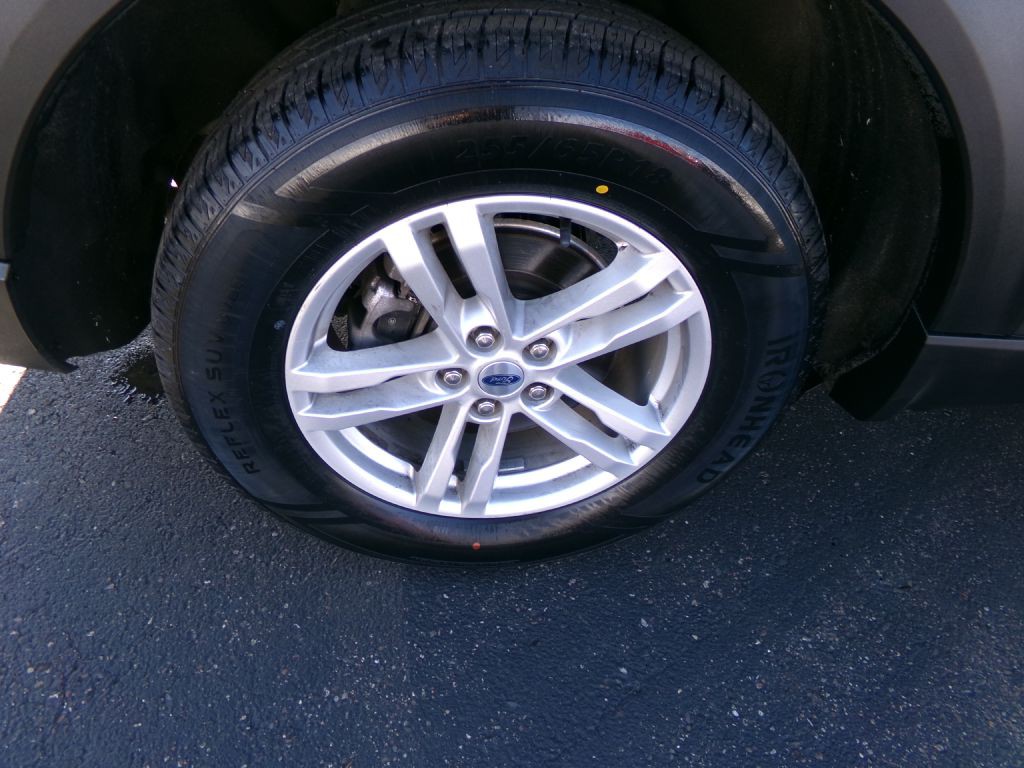 2023 Ford Explorer Image 44