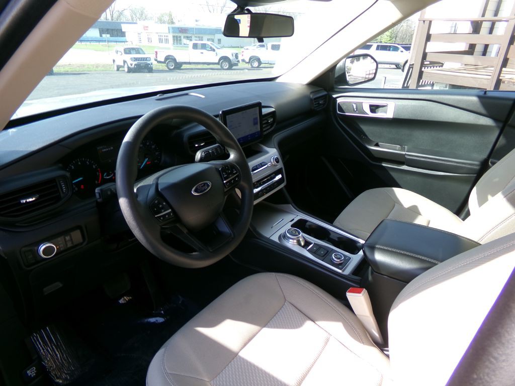 2023 Ford Explorer Image 12