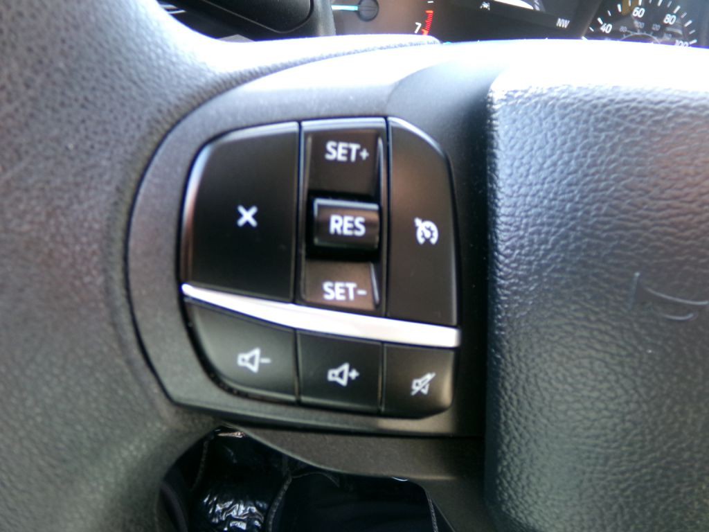 2023 Ford Explorer Image 16