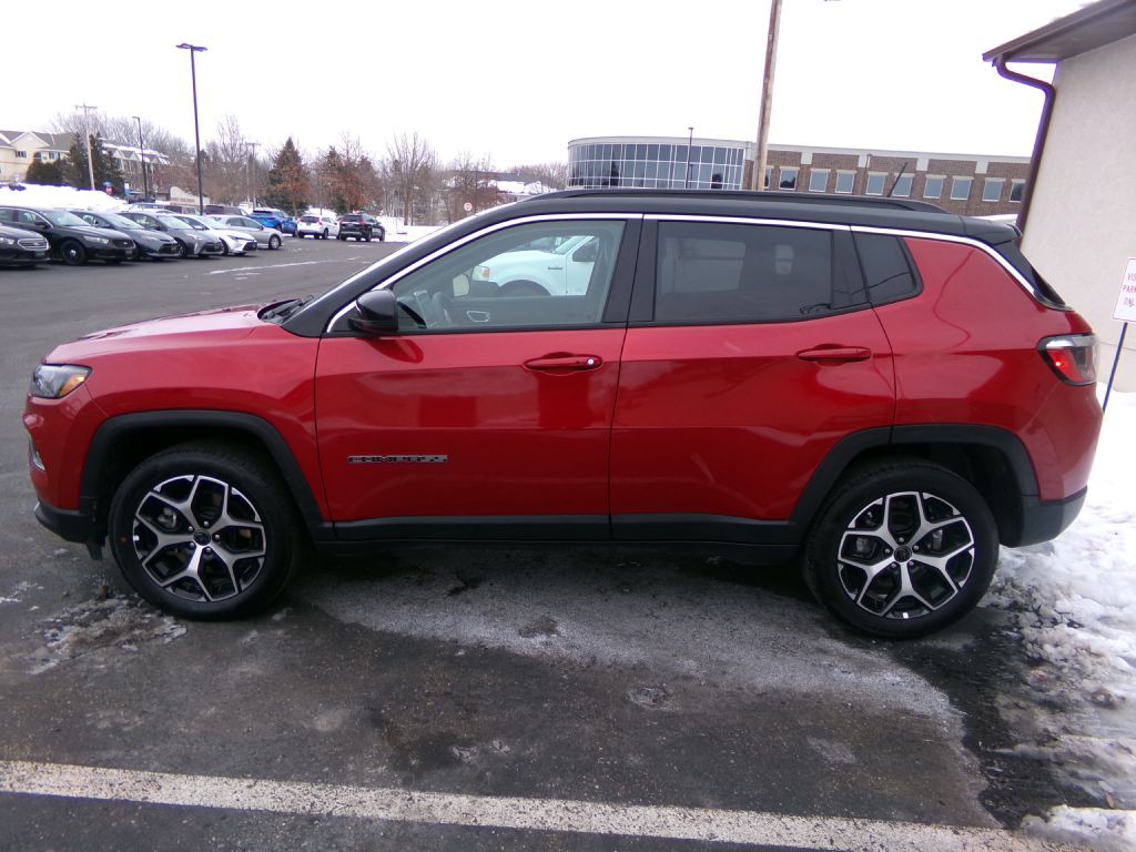 2025 Jeep Compass Image 5