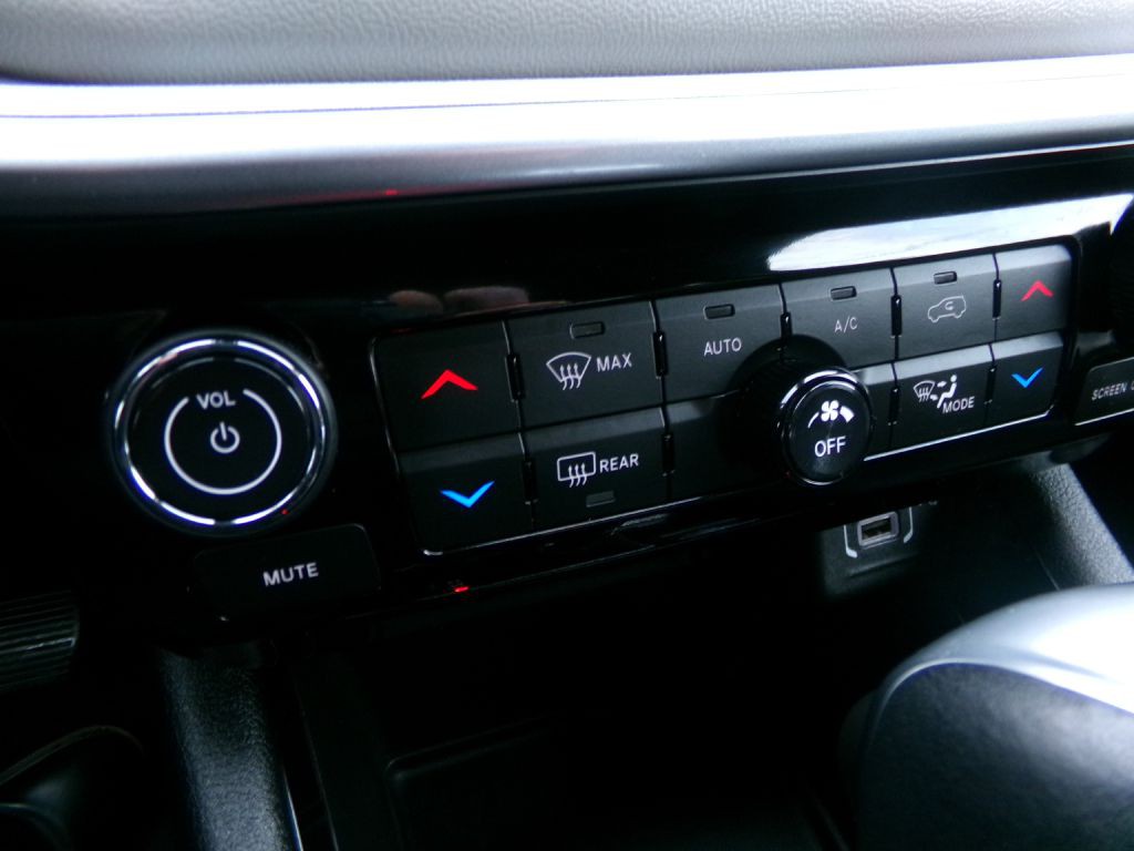 2025 Jeep Compass Image 21